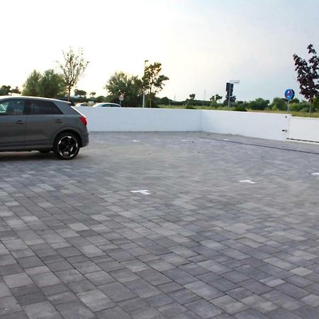 West Beach 3 Lido di Jesolo Exterior photo